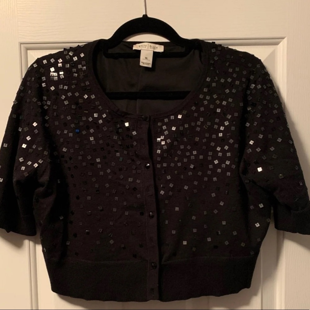 White House Black Market Cropped sweater